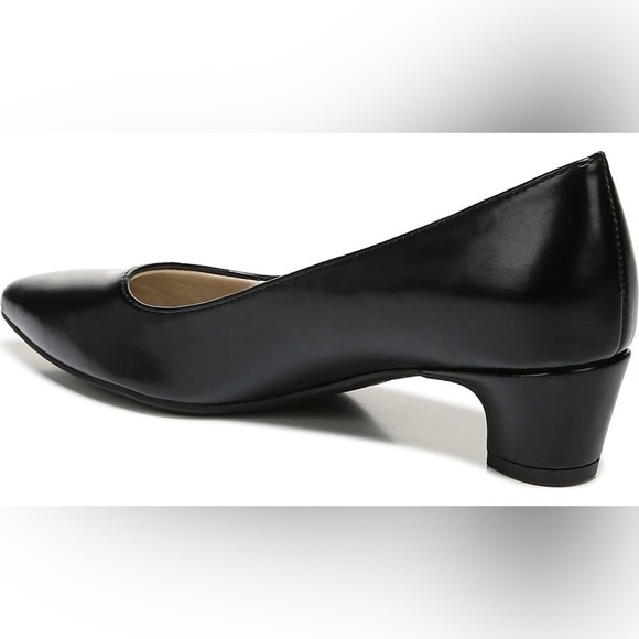 LIFESTRIDE Minx Pumps - Picture 13 of 13